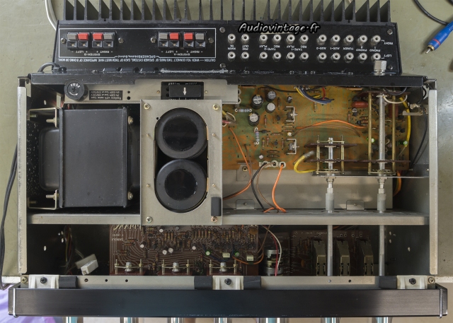 Sansui AU-7900 : terminé.
