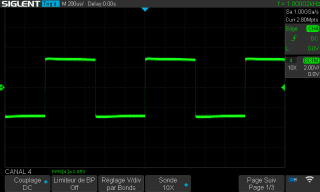 Sansui AU-7900 : signal-carre-a-1khz