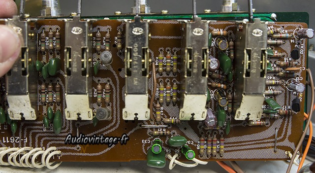 Sansui AU-7900