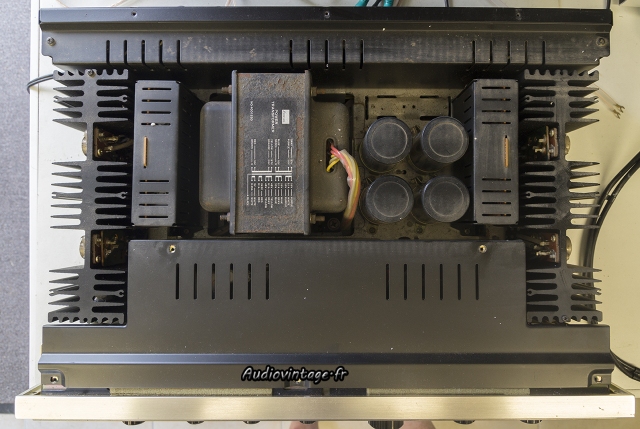 Sansui AU-9500