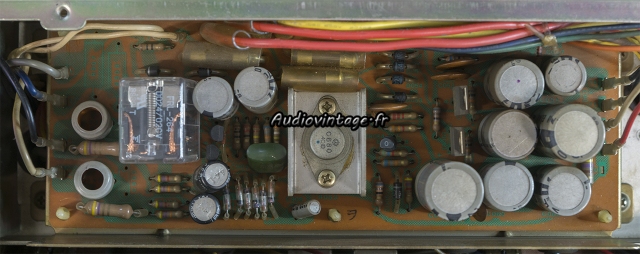 Sansui AU-9500 : circuit alimentation à revoir.