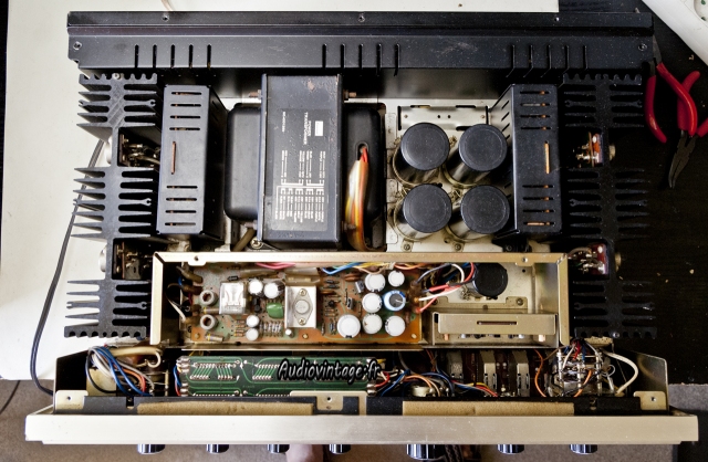 Sansui AU-9500