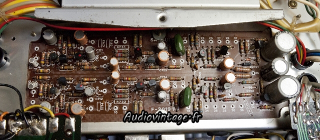Sansui AU-9500