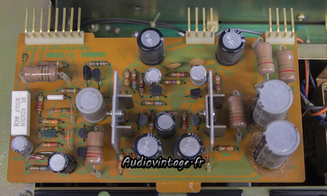 Sansui AU-9900-alim regulee-a reviser-audiovintage