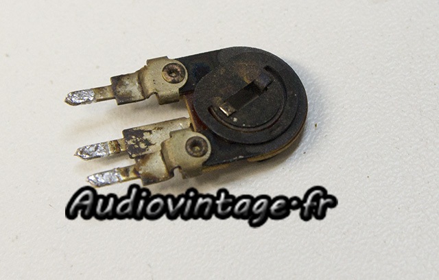 Sansui AU-9900-trimmer-a remplacer-audiovintage