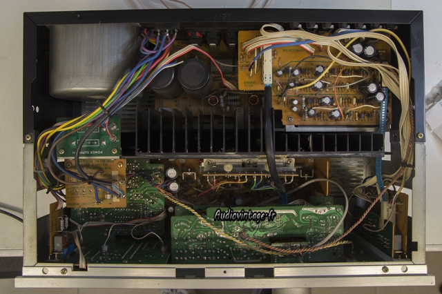 Sansui AU-D7