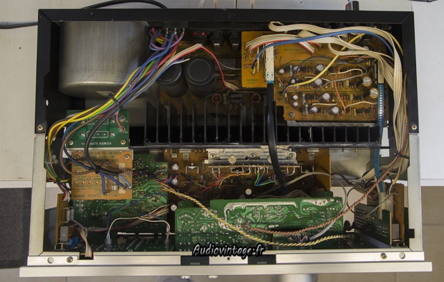 Sansui AU-D7