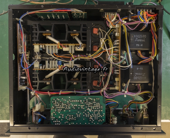 Sansui AU-517