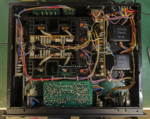 Sansui AU-517