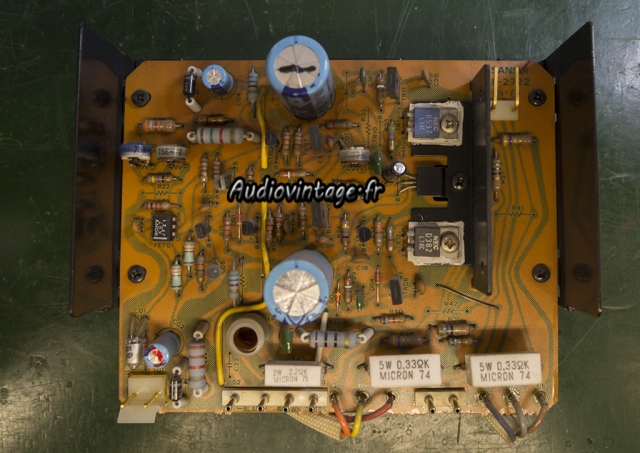 Sansui AU-517