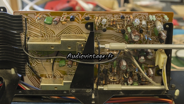 Sansui AU-517