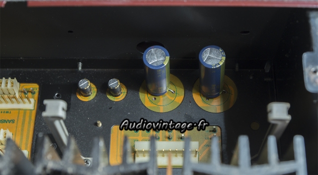 Sansui BA-3000 : condensateurs remplacés.