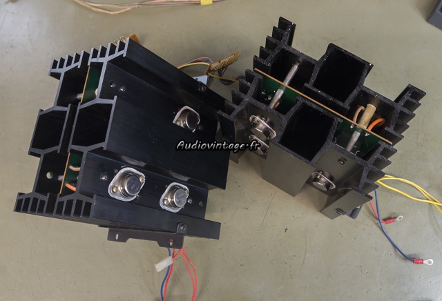 Sansui BA-3000 : transistors neufs en place.