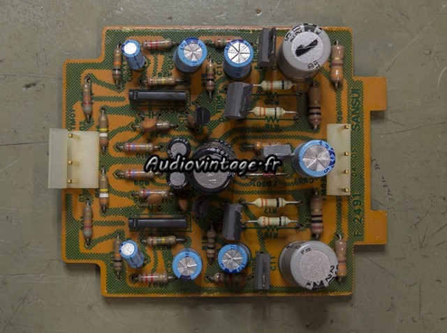 Sansui CA-2000 : ampli casque à revoir.