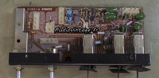 Sansui CA-2000 : circuit filtres à réviser.