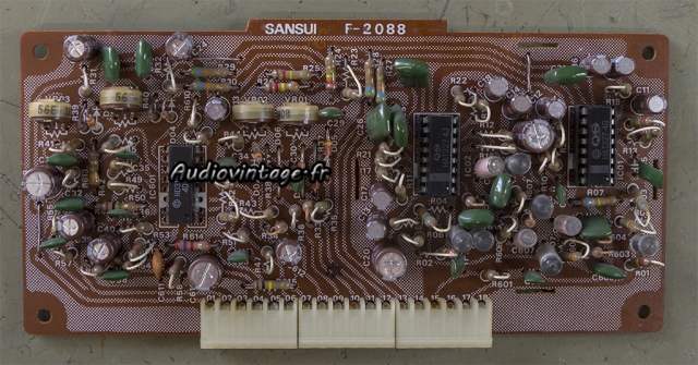 Sansui QRX-7001 : circuit quadri révisé.