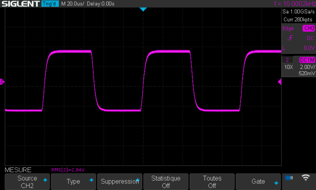 Sansui QRX-7001 :signal-carre-a-10khz