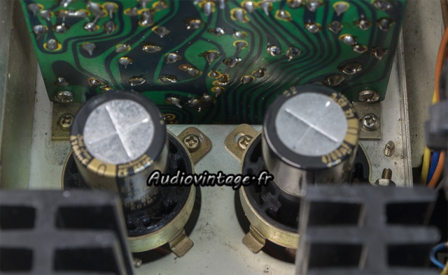 Sansui Seven : capas neuves sur adaptateur en impression 3D.