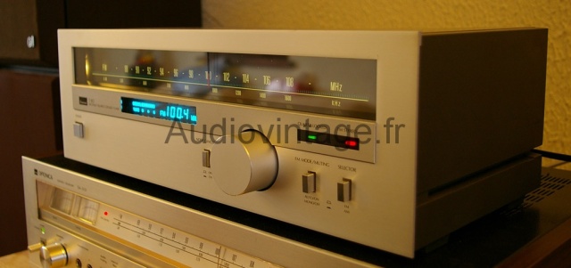 Tuner Sansui T-80