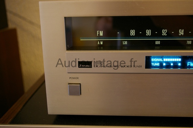 Tuner Sansui T-80