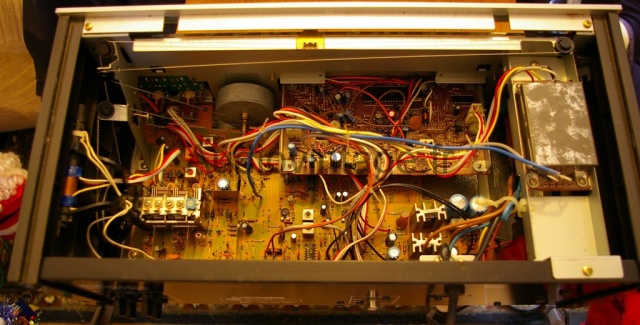 Tuner Sansui T-80