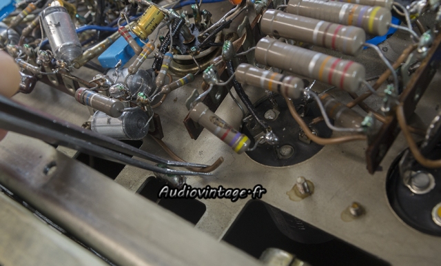 Sansui AU-111 : danger !