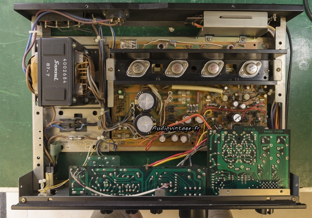 Sansui AU-217 : terminé.