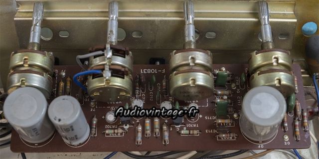 Sansui AU-222 : circuit de tonalité à revoir.