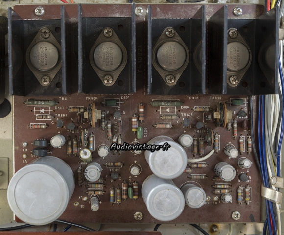 Sansui AU-222 : circuit principal à réviser.