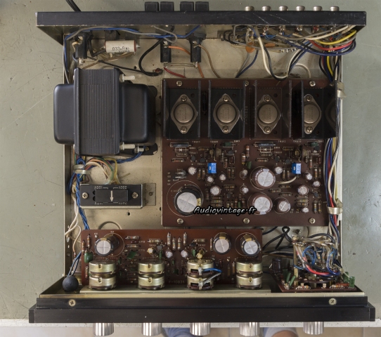 Sansui AU-222 : terminé.