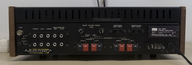 Sansui AU-505 : connectique.