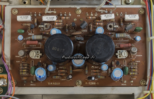 Sansui AU-505 : circuit amplification à réviser.