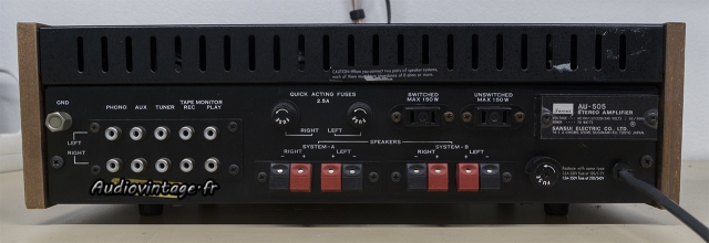 Sansui AU-505 : connectique.