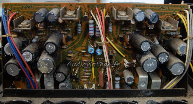 Sansui AU-717 : circuit d'alimentation/protection à revoir.
