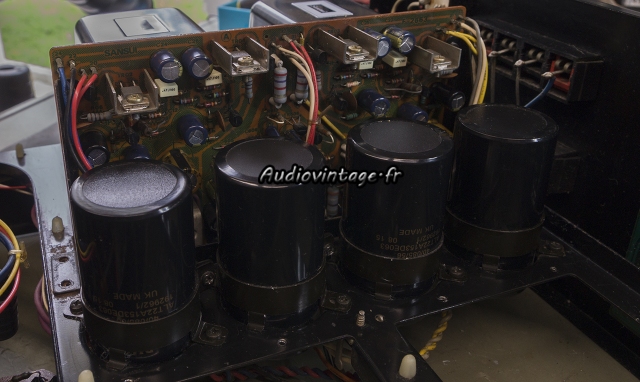 Sansui AU-717 : circuit alimentation et protection revu.