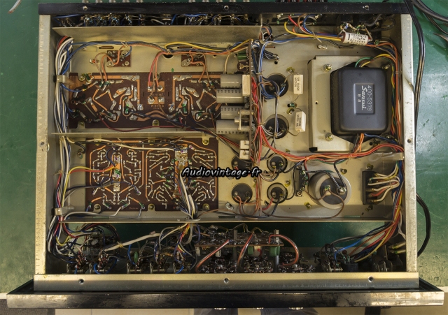 Sansui AU-777A