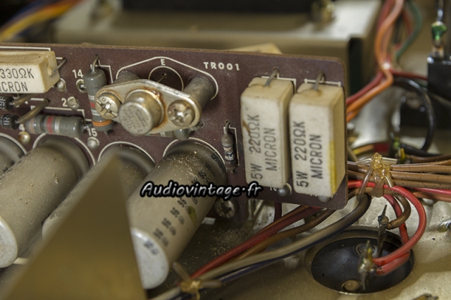 Sansui AU-777A
