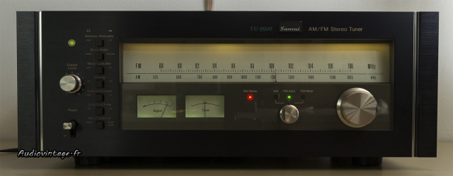 Sansui TU-9900 : imposant et superbe.