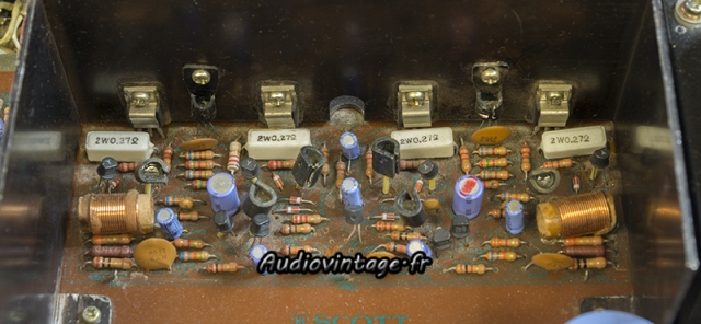 Scott A 416 : circuit amplification à revoir.