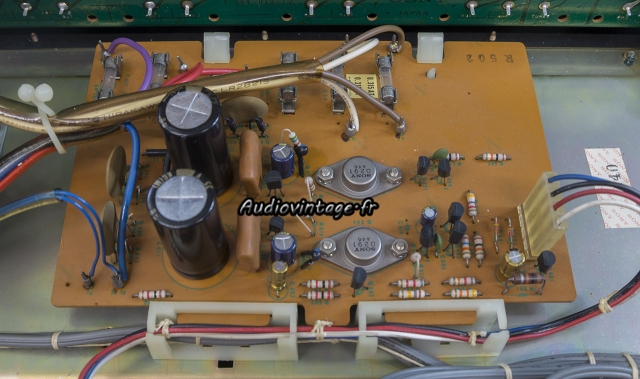 Sony TAE-5450 : alimentation révisée.