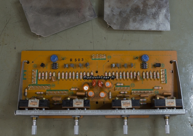 Sony TAE-5450 : circuit à réviser.