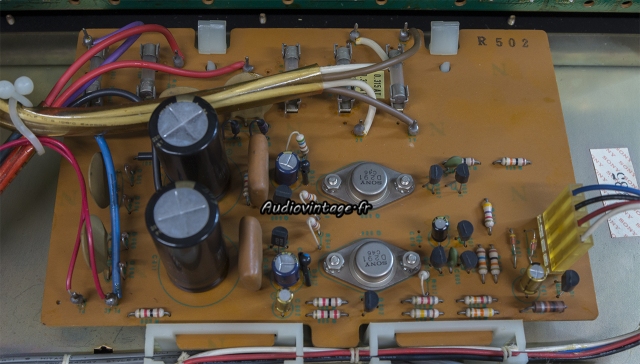 Sony TAE-5450 : alimentation révisée.