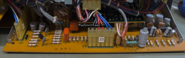 Sony TAE-5450 : circuit à revoir.