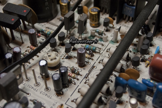 Technics SU-9070