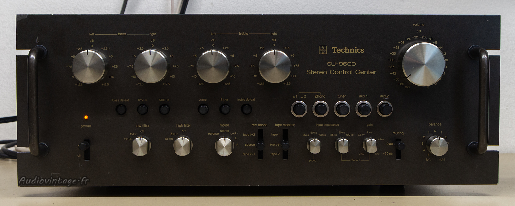 Technics SU-9600 : un modèle peu courant.
