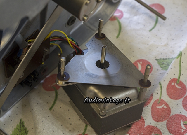 Thorens 124 MKII