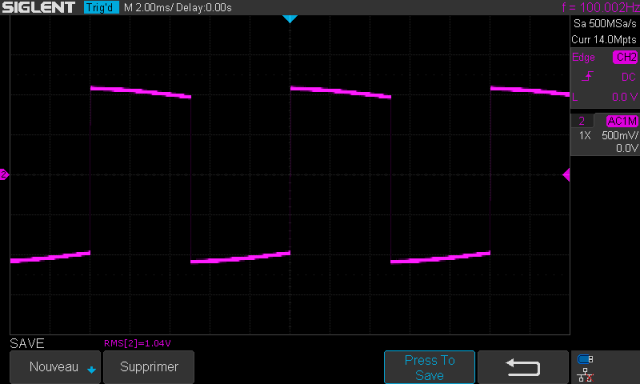 Yamaha C-6 : signal-carré-à-100hz