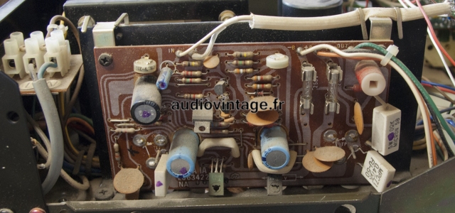 Yamaha CA-600
