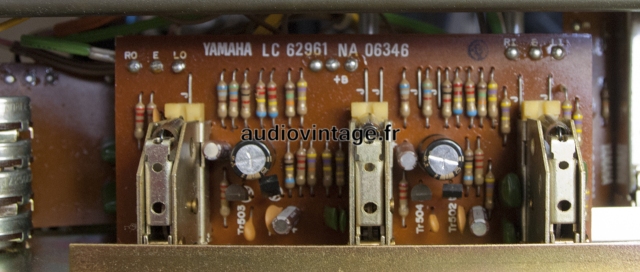 Yamaha CA-600