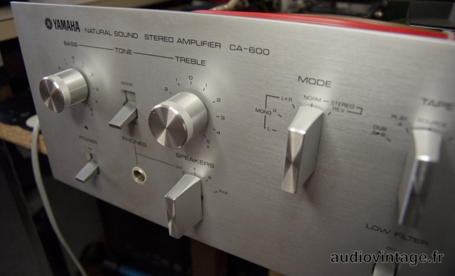 Yamaha CA-600